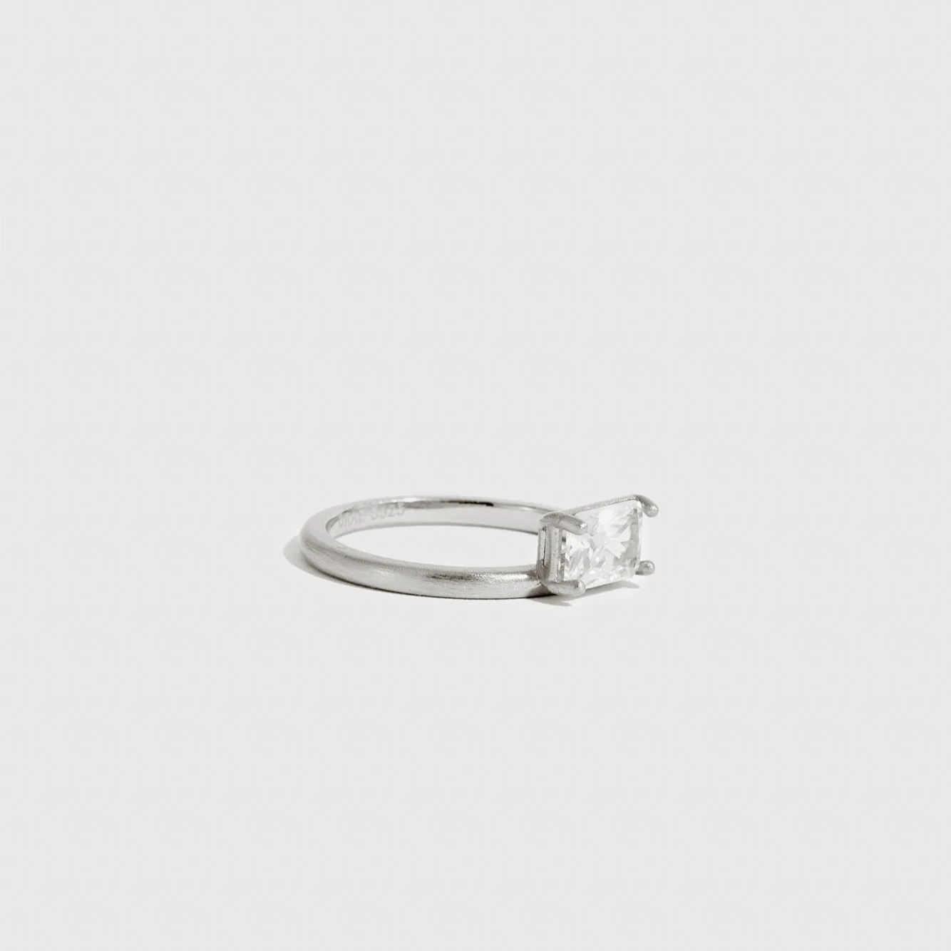 Baguette-Cut Solitaire Ring - Image 4