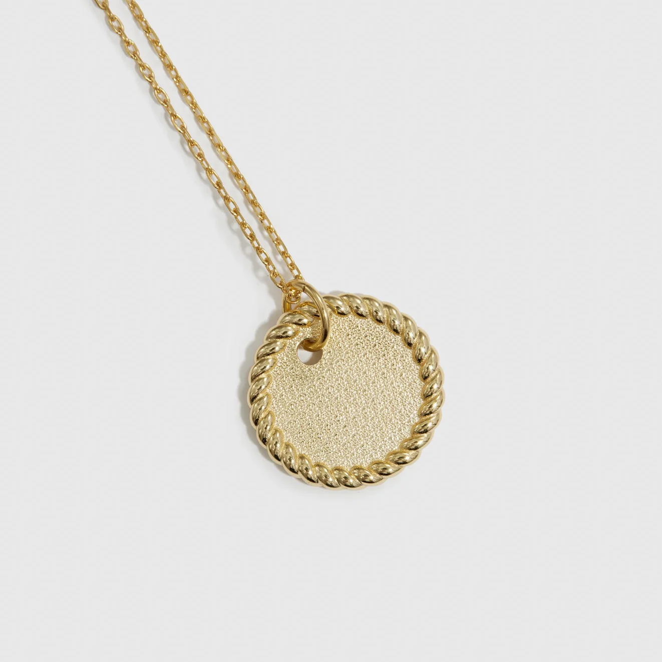 Braided Outline Circle Pendant - Image 3