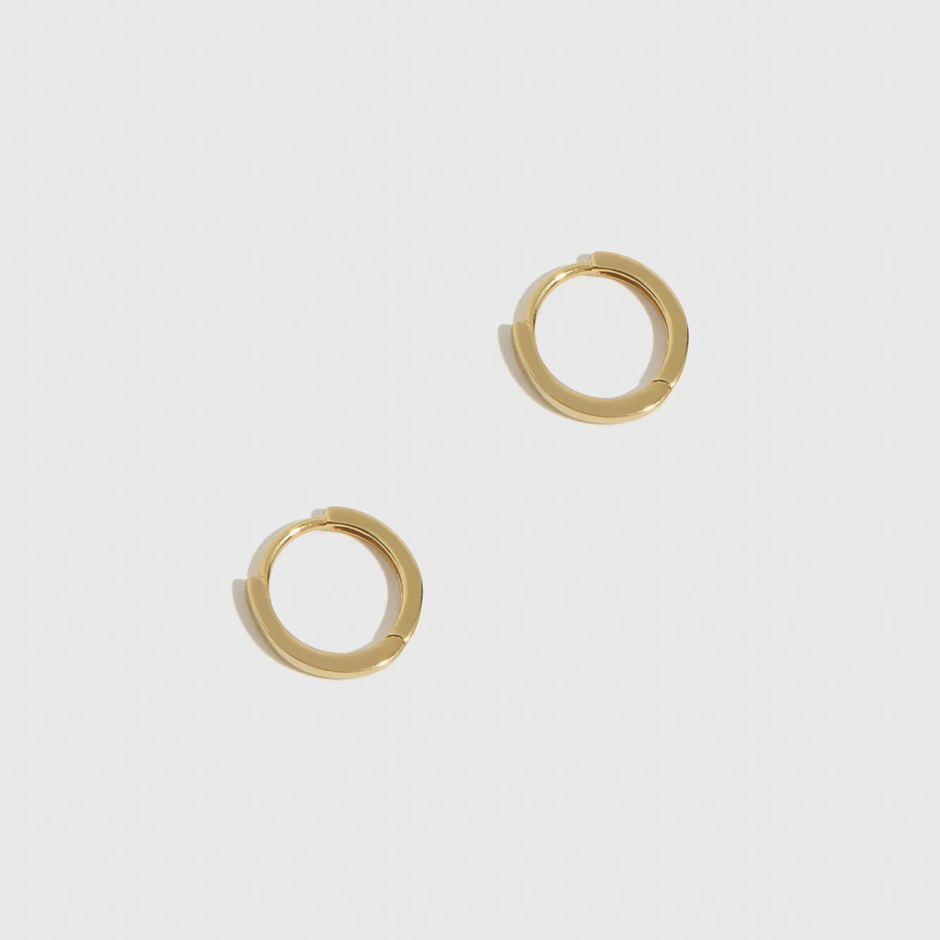 Classic Huggie Hoops