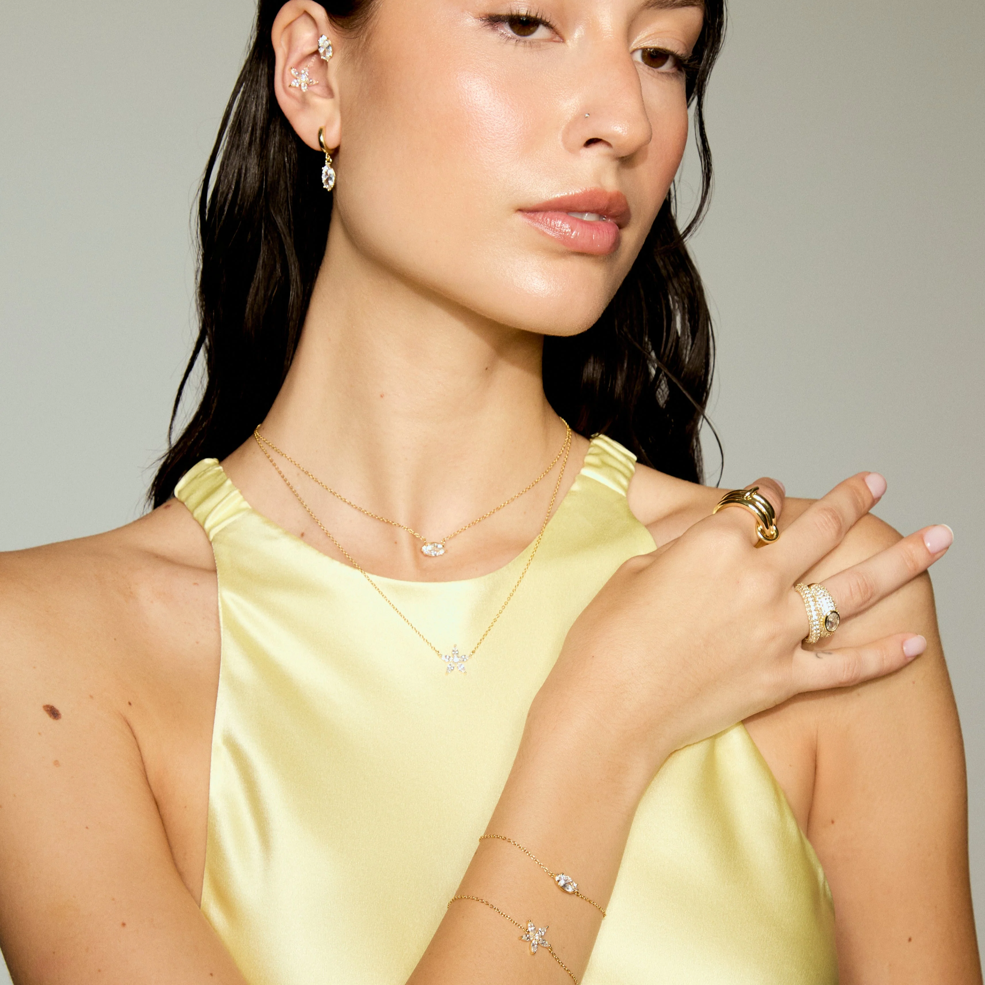 Flower Solitaire Necklace - Image 6
