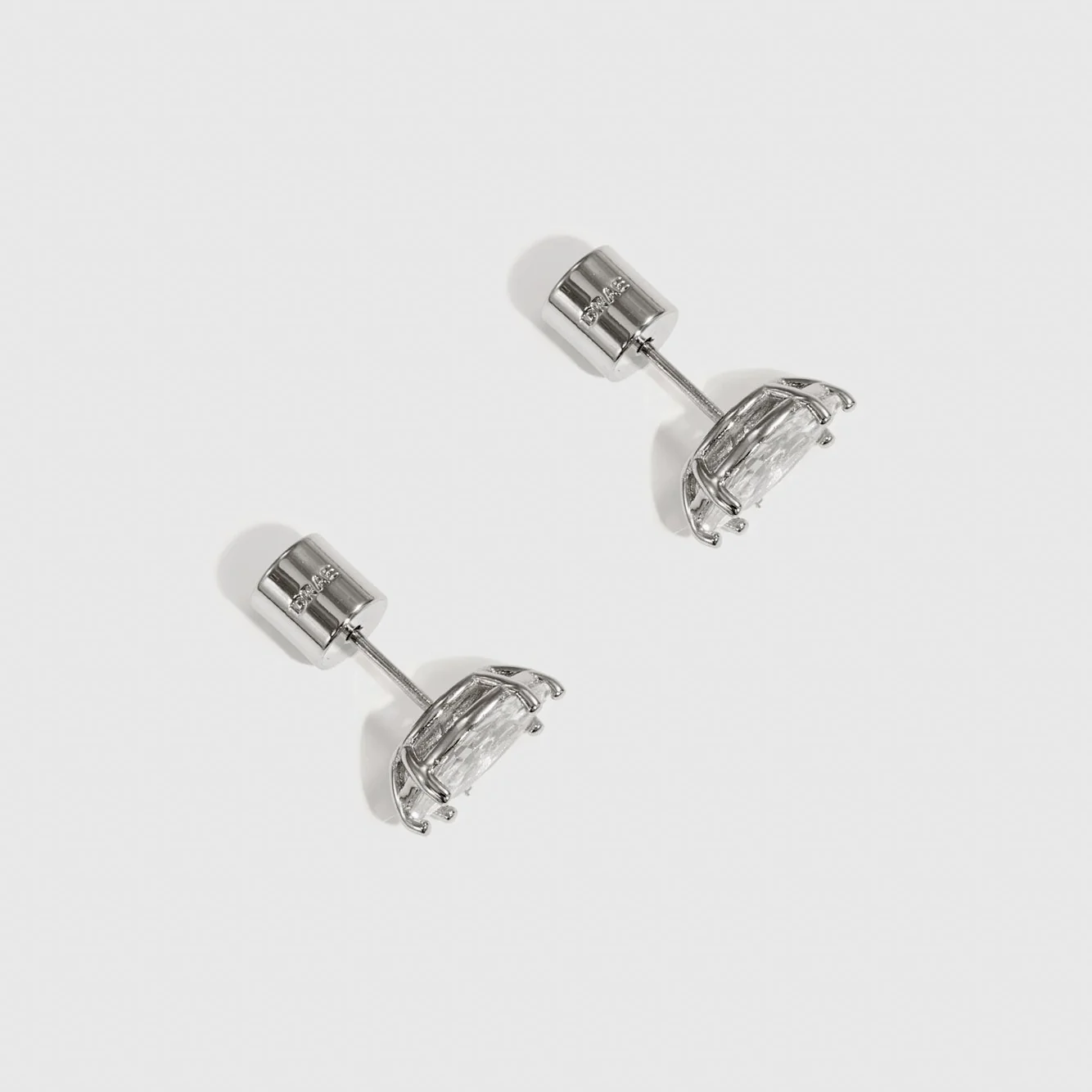 Marquise-Cut Solitaire Stud Earrings - Image 3