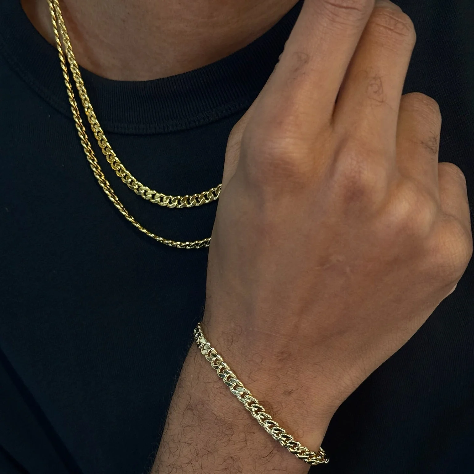 Men Curb Chain Bracelet - Image 2