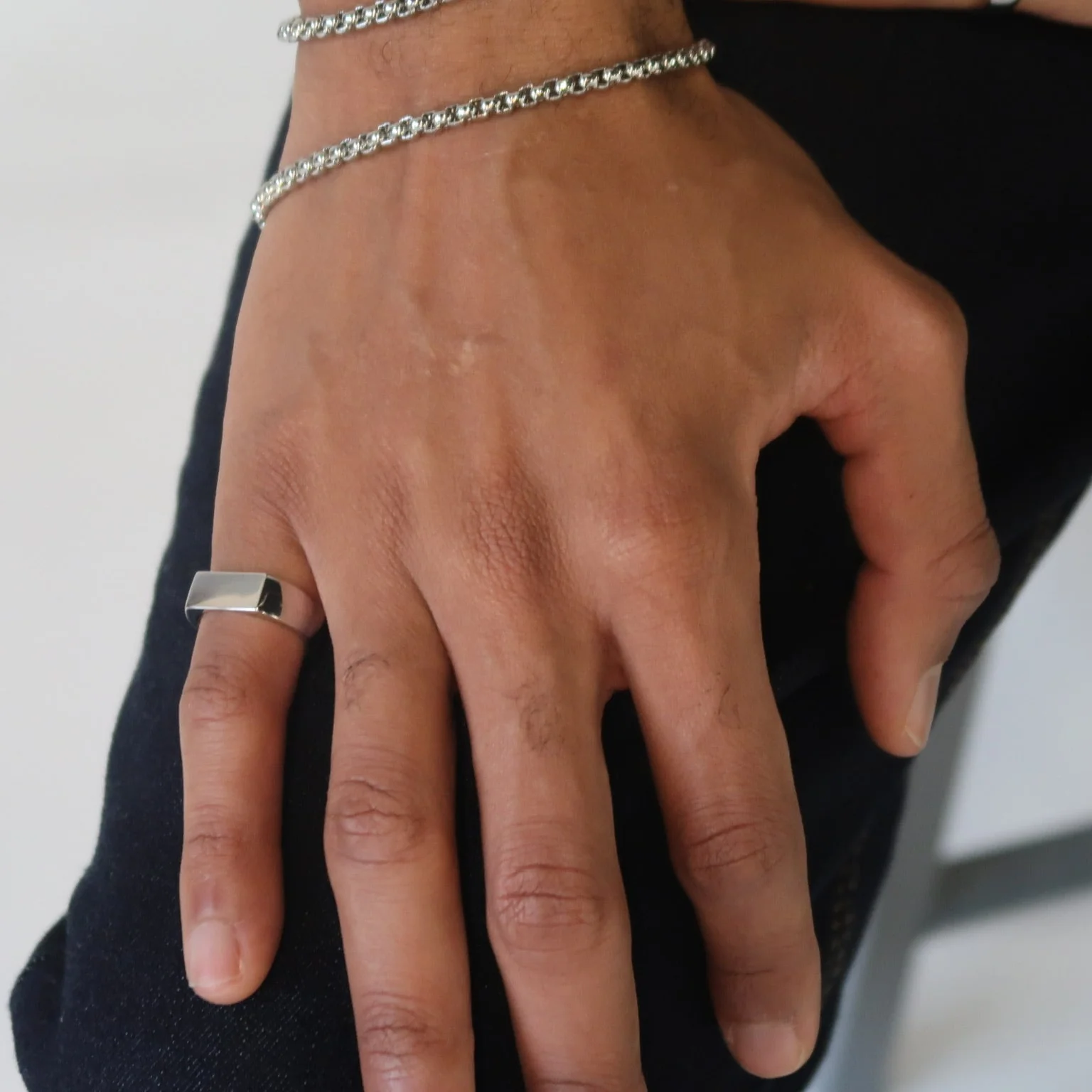 Men Rectangular Signet Ring - Image 5