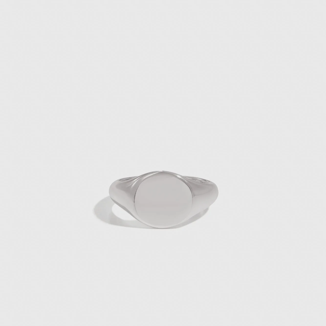 Men Round Signet Ring