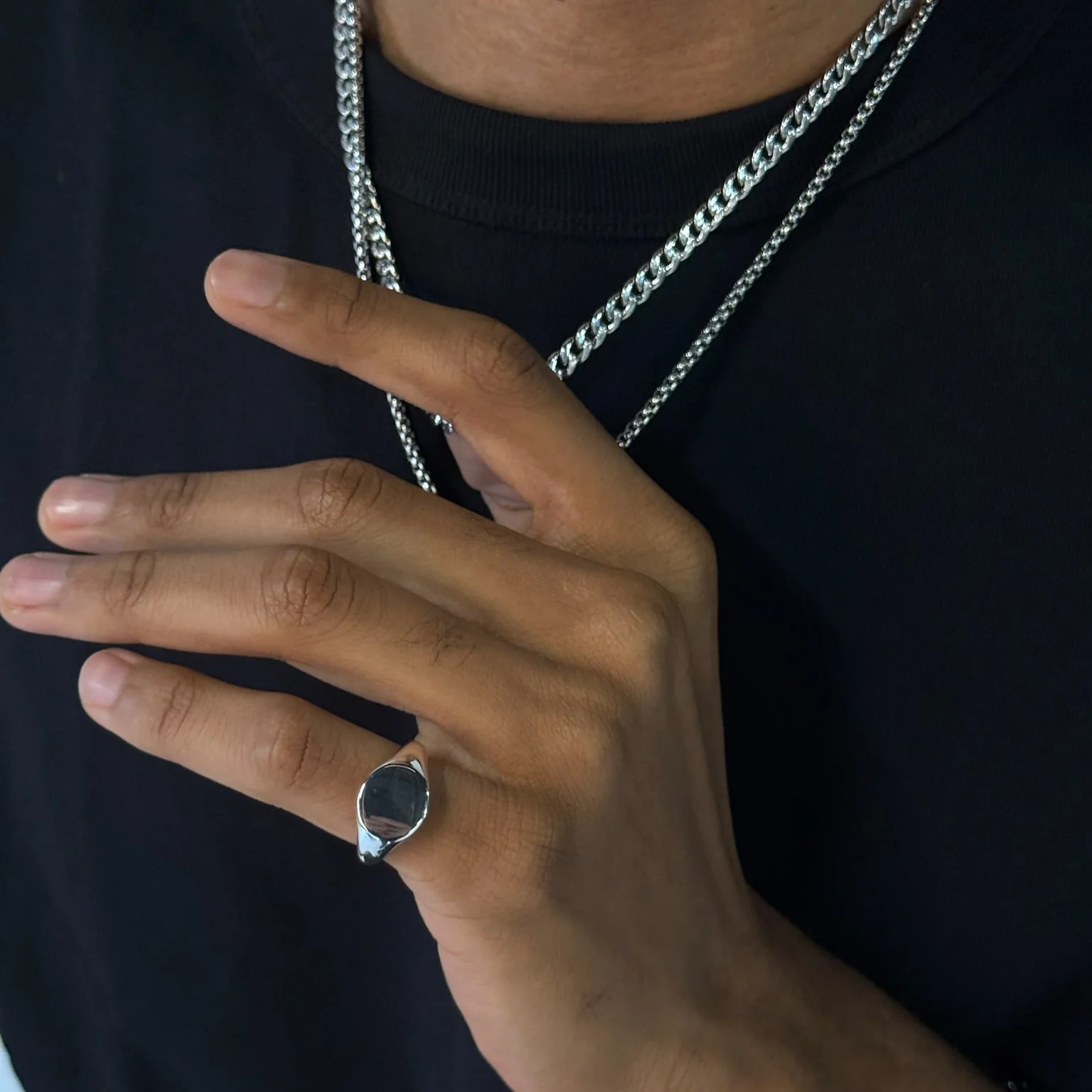 Men Round Signet Ring - Image 2
