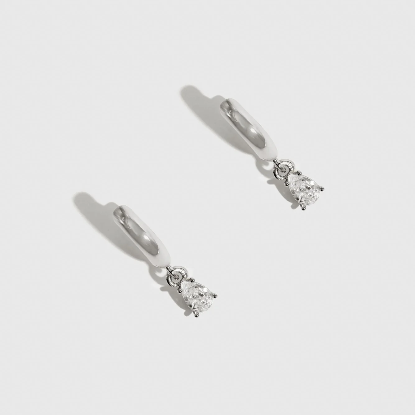 Mini Teardrop Solitaire Huggies
