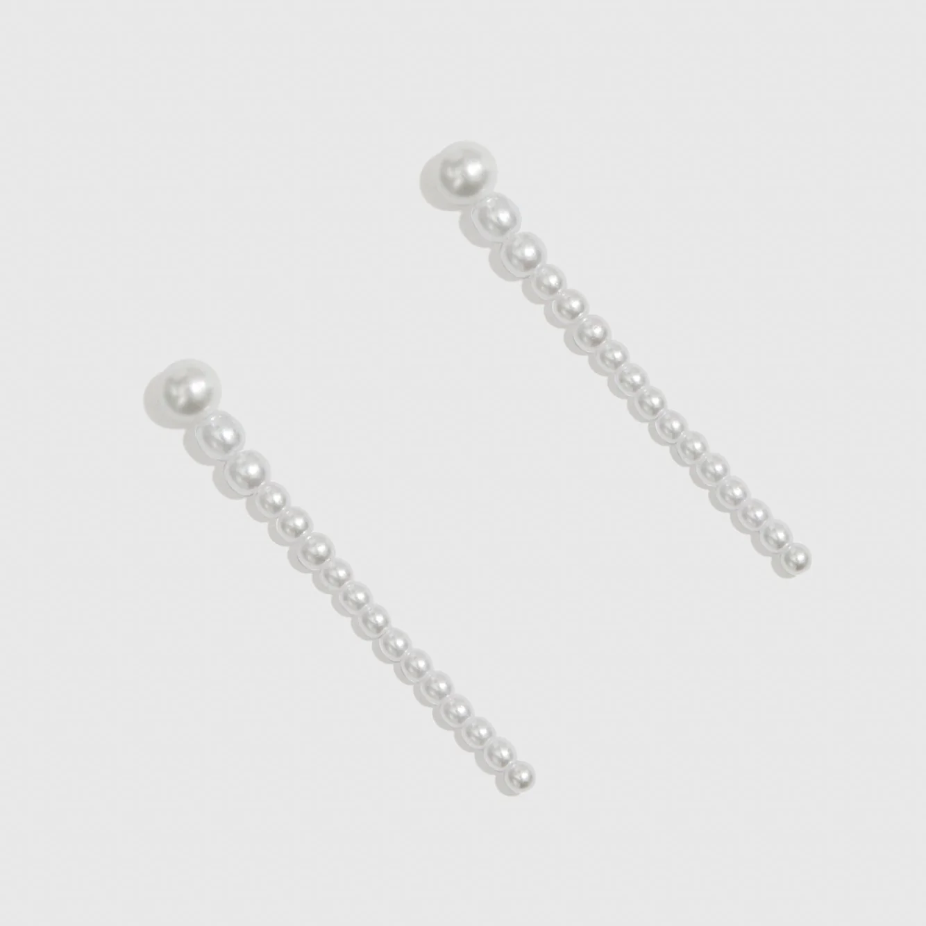 Multi Pearls Ear Cuff & Earrings Duo - Image 3