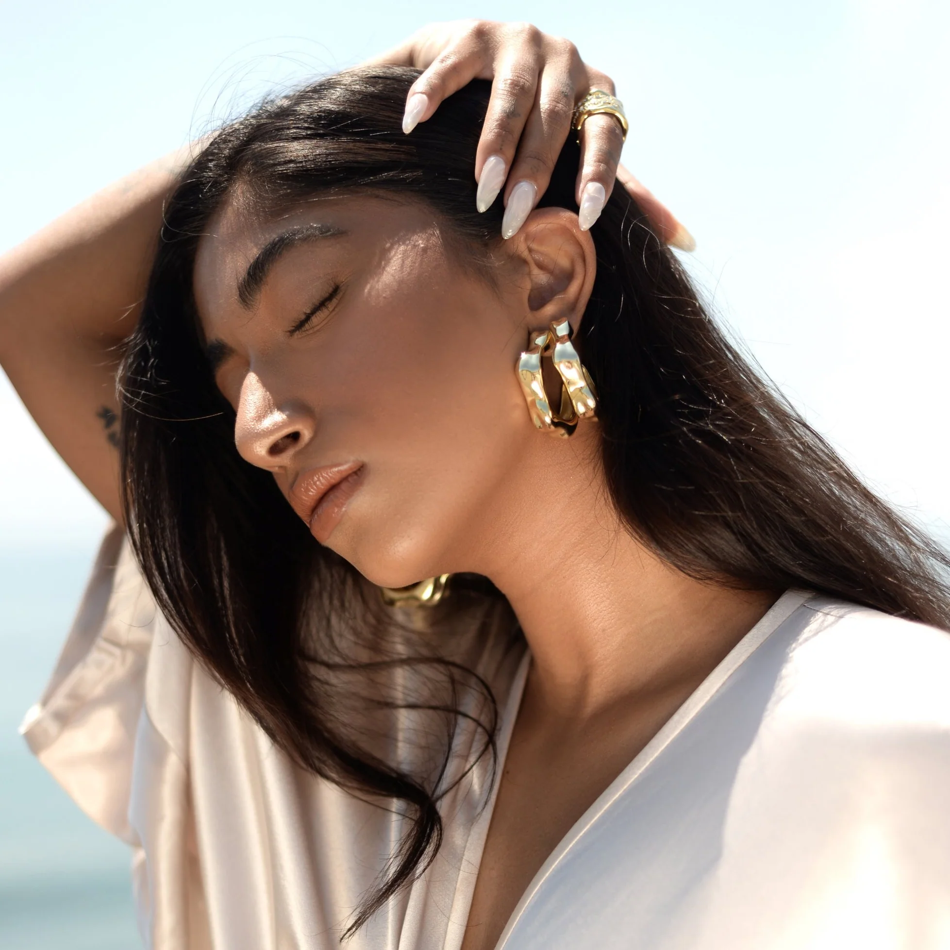 Shara Hoops - Image 4