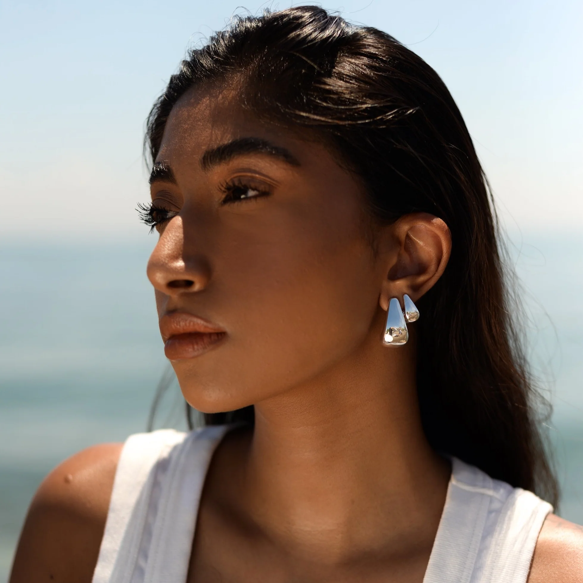 Soho Bold Earrings - Image 3
