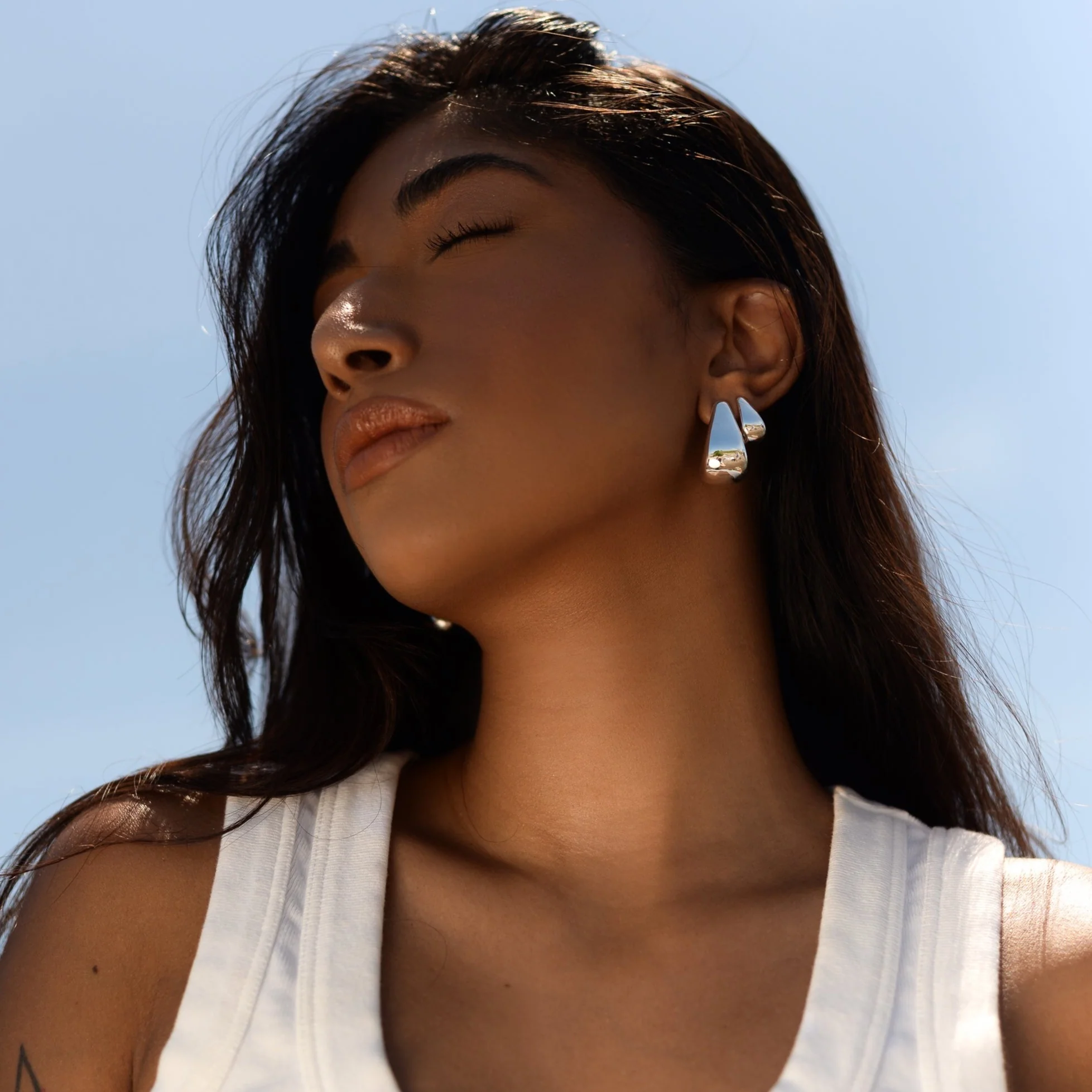 Soho Bold Earrings - Image 4