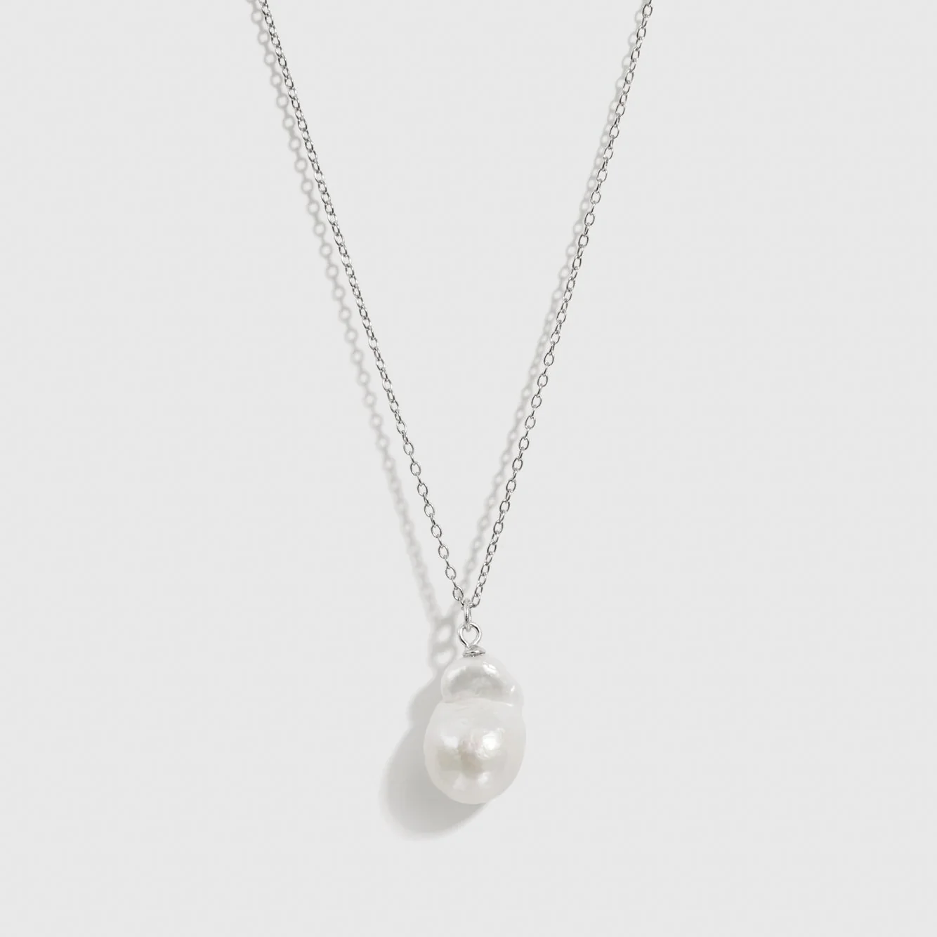 Solitaire Baroque Pearl Necklace