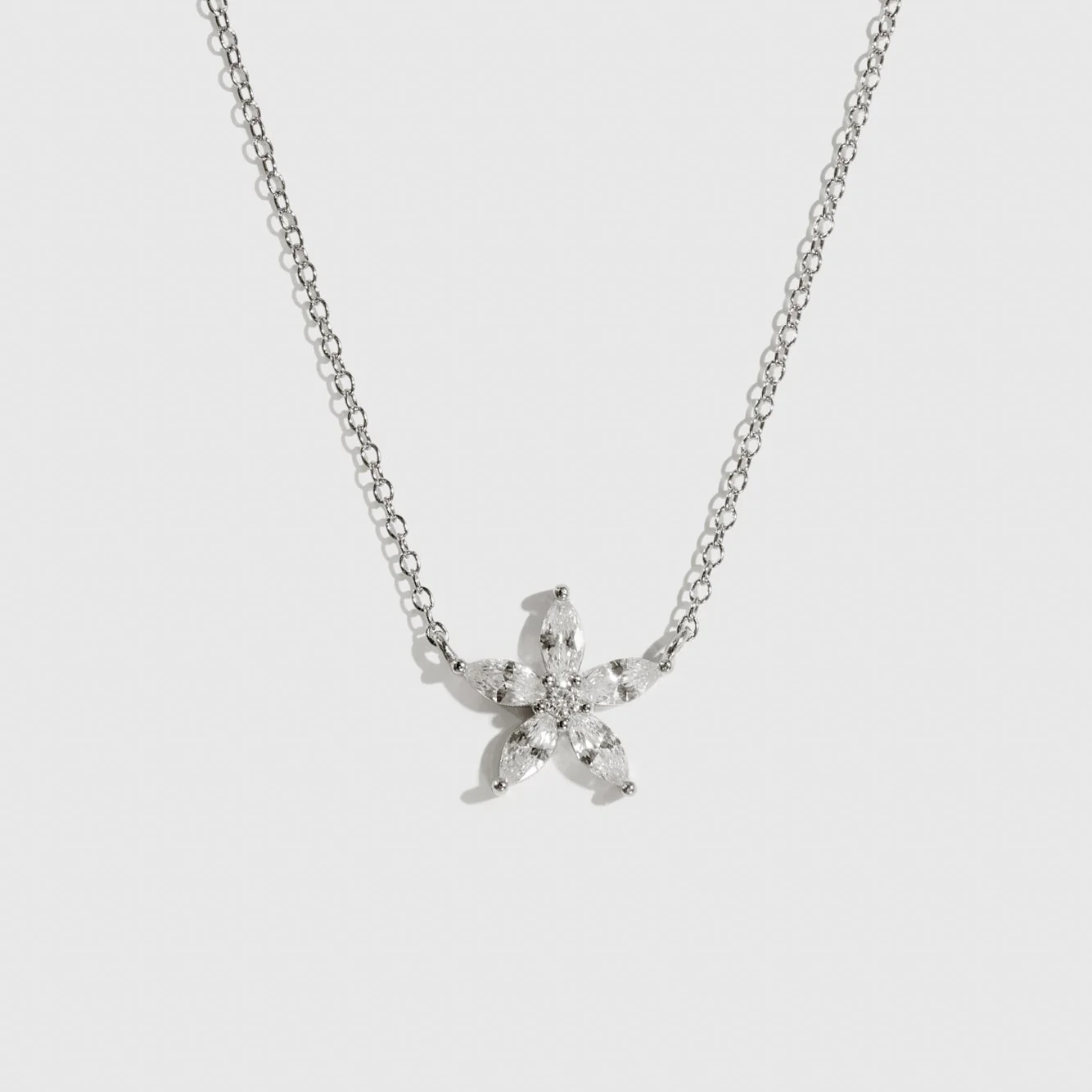 Flower Solitaire Necklace