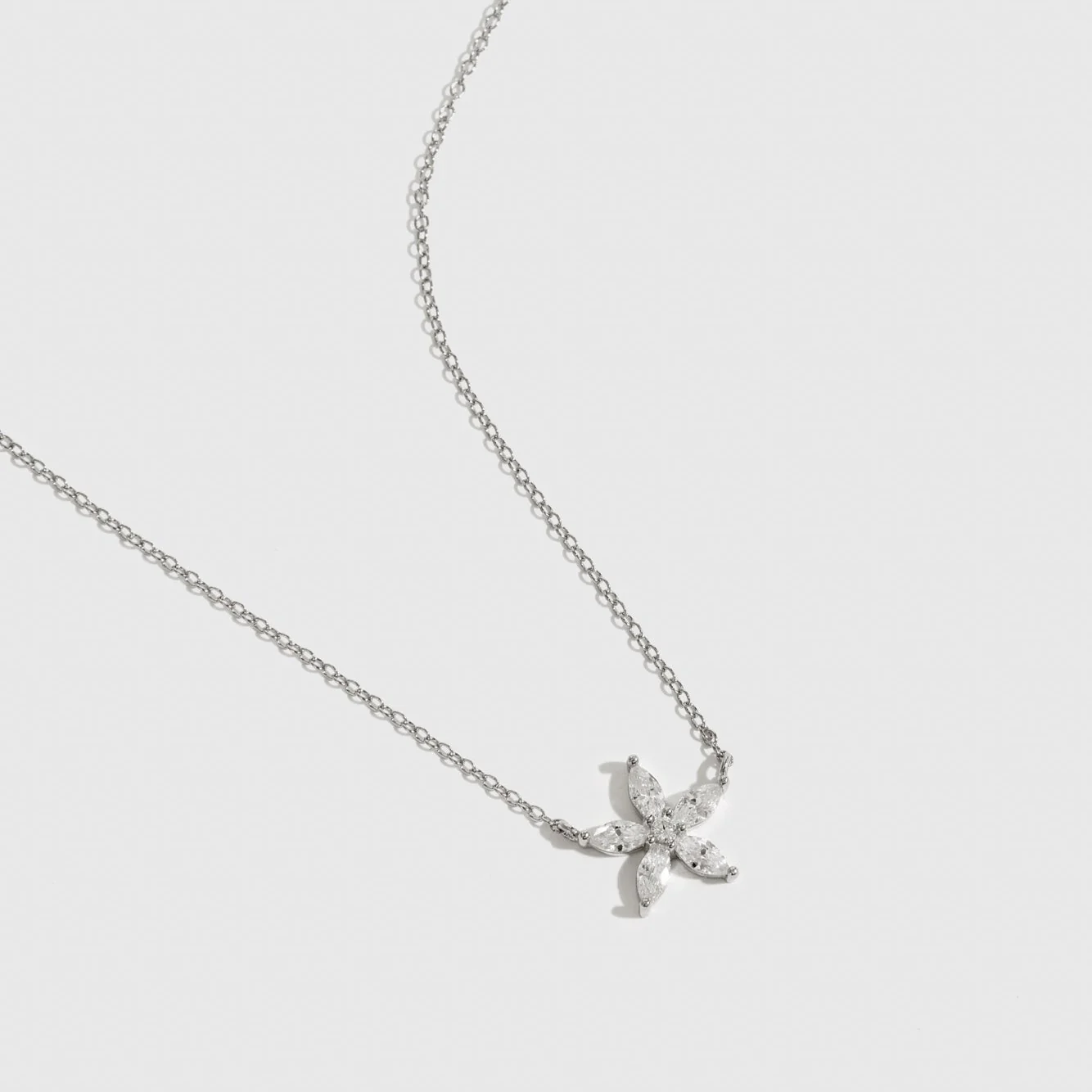 Flower Solitaire Necklace - Image 3