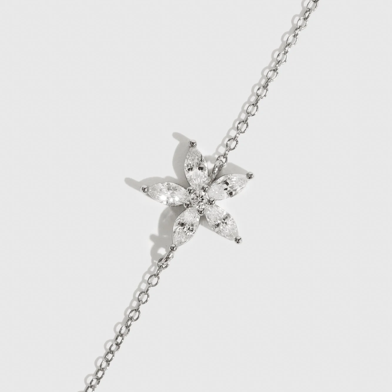 Flower Solitaire Bracelet - Image 3