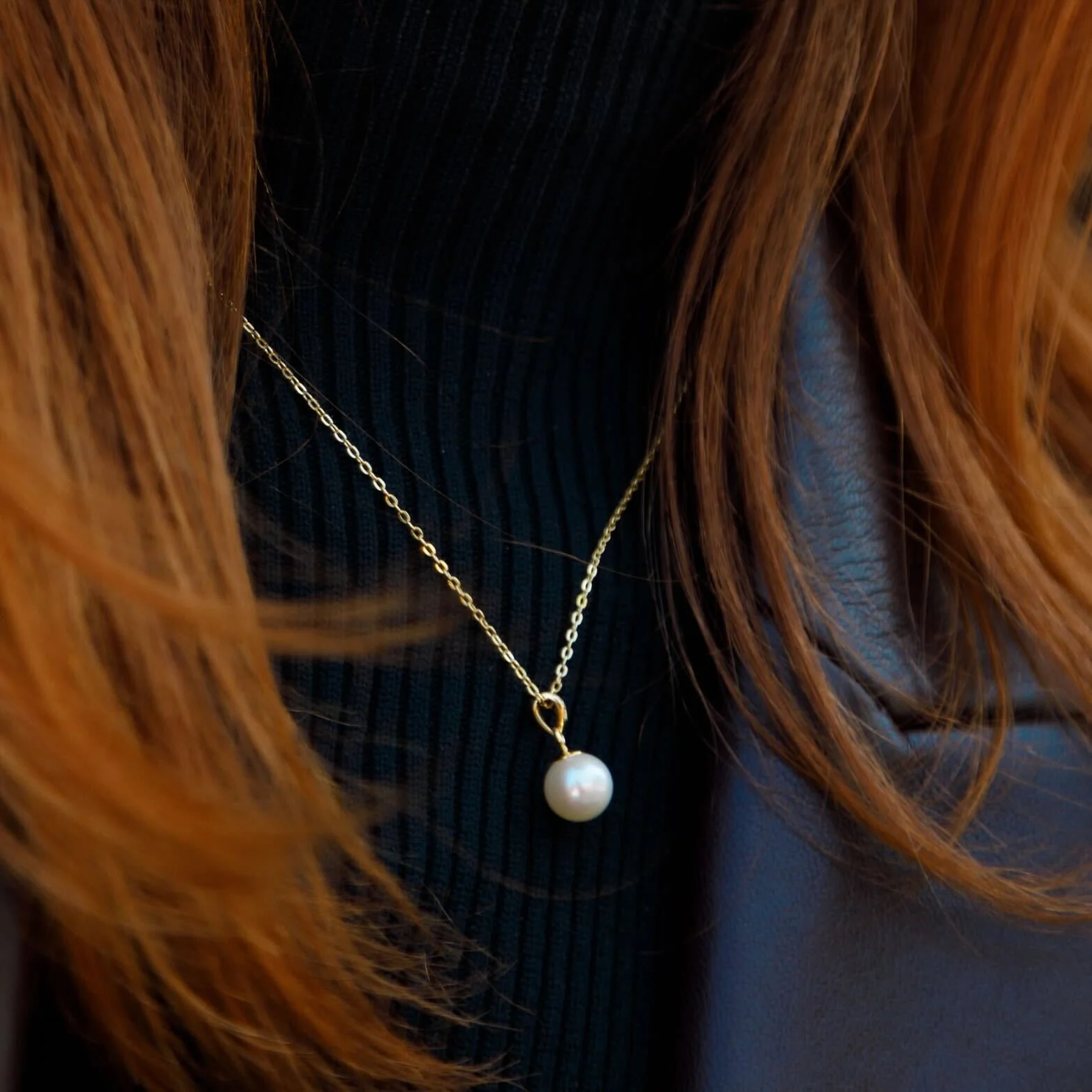 Solitaire Pearl Pendant Necklace - Image 4