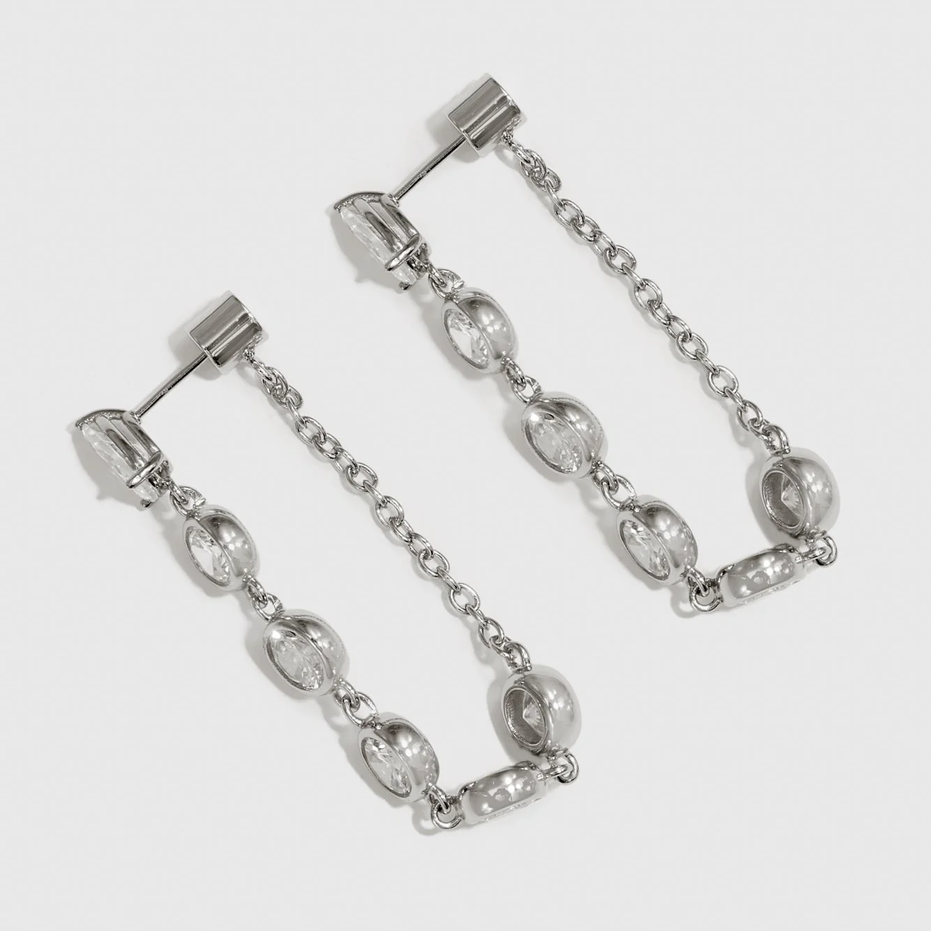 Teardrop-Cut & Round-Cut Ear Chain - Image 3