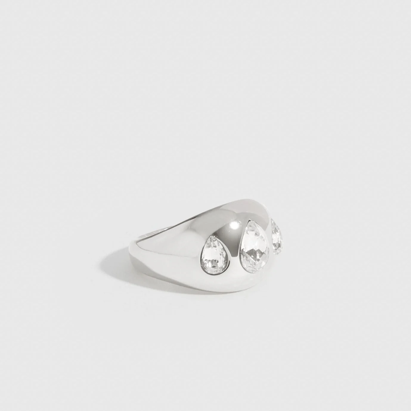 Teardrops Dome Ring - Image 4